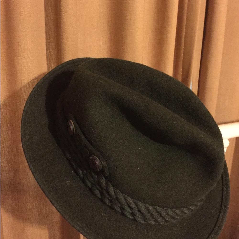 Authentic Capo hat